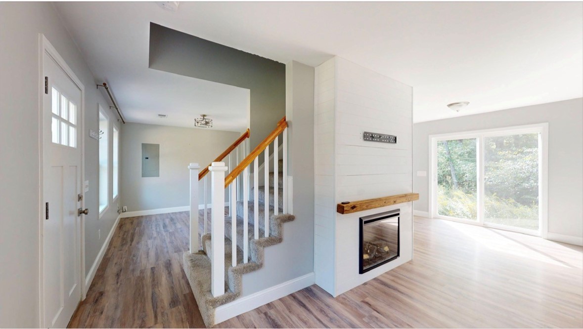 38 Vars Lane Westerly, RI 02808 - Photo 13 of 25 Gallery Image 13