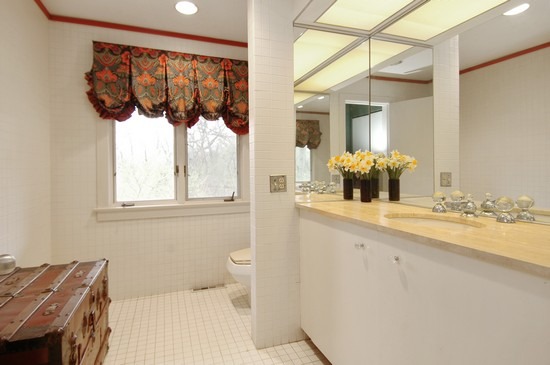 22 West County Line Road Barrington Hills, IL 60010 - Photo 13 of 25