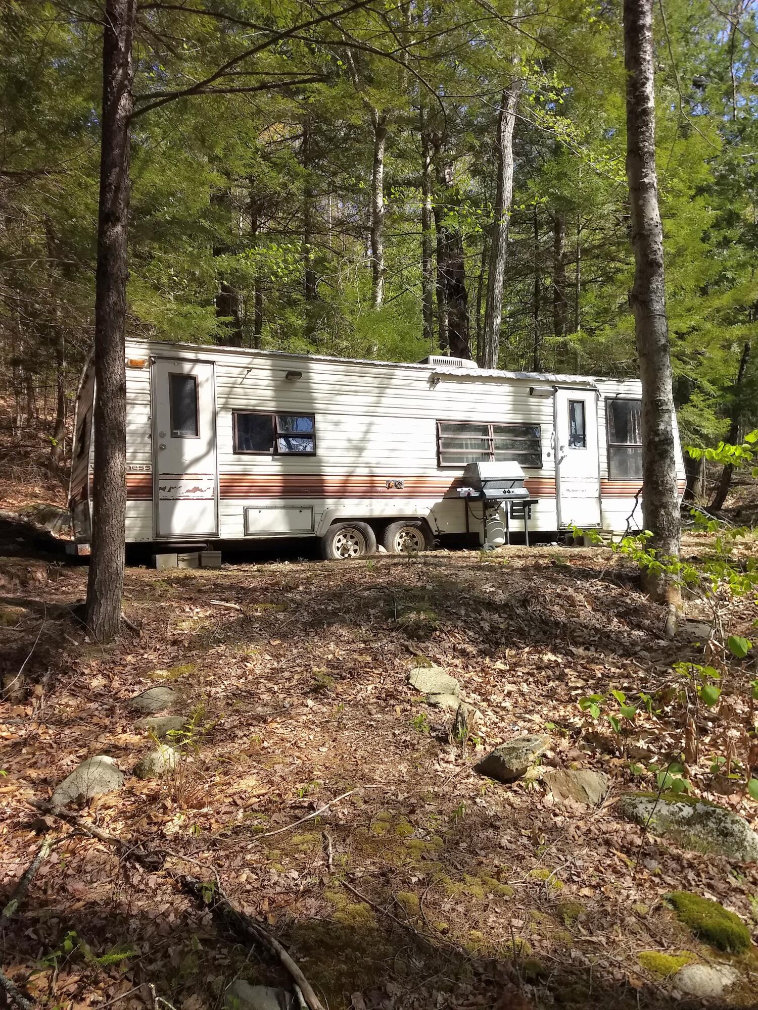 2803 Main Street Fayette, ME 04349 - Photo 4 of 10 Camper Trailer on site