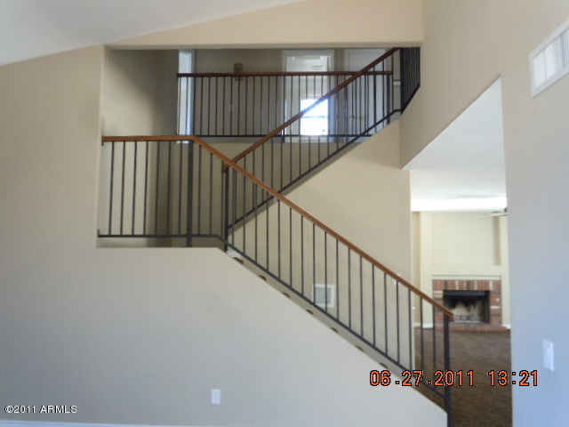 502 West Silver Creek Road Gilbert, AZ 85233 - Photo 4 of 11 Stairway