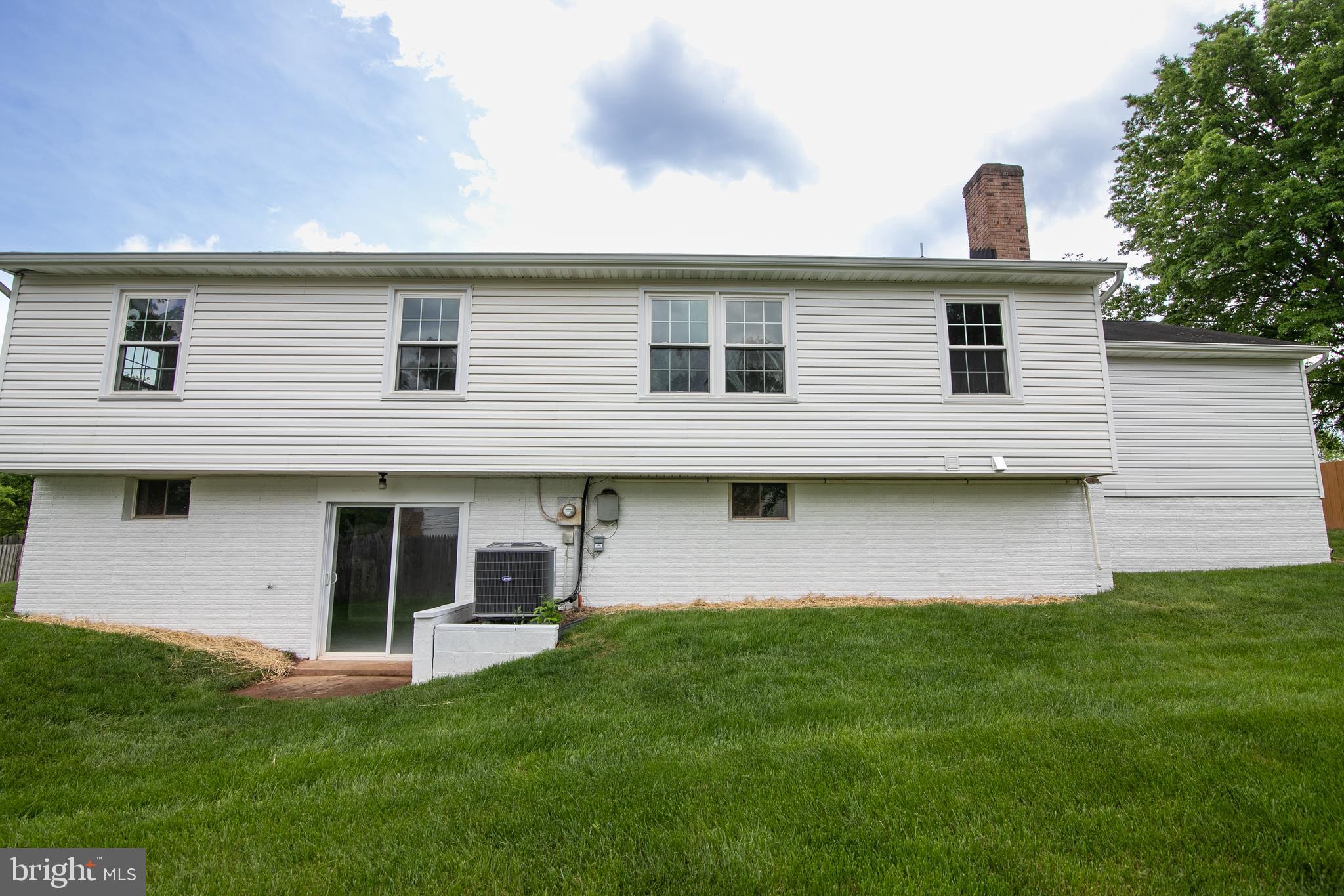 9632 Austin Way Manassas, VA 20110 - Photo 5 of 40