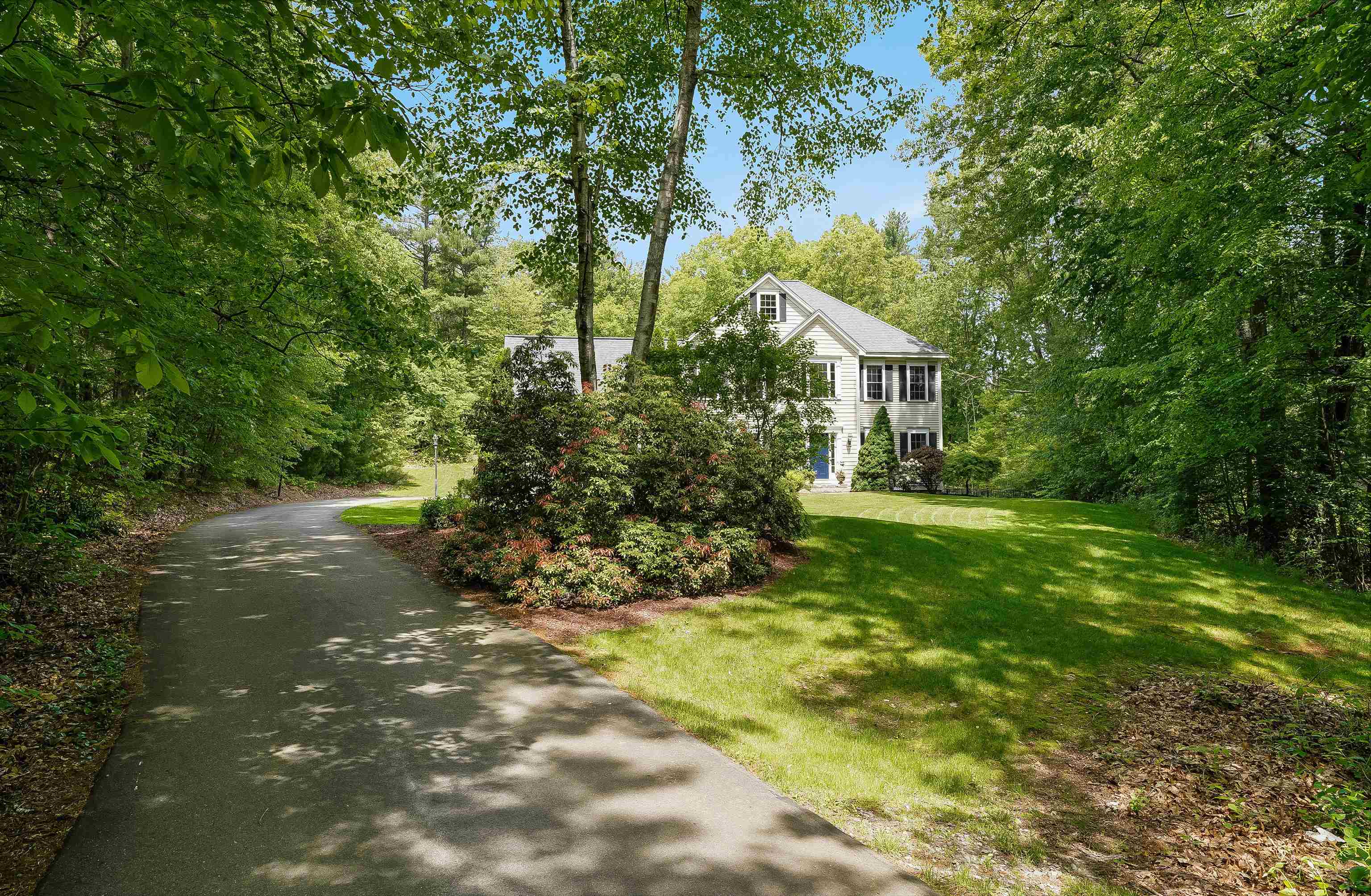 21 Wiggin Road Bedford, NH 03110 - Photo 9 of 11