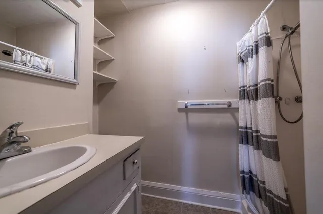 $1,995 | 66 Smith Street, Unit B, Charleston, SC 29401