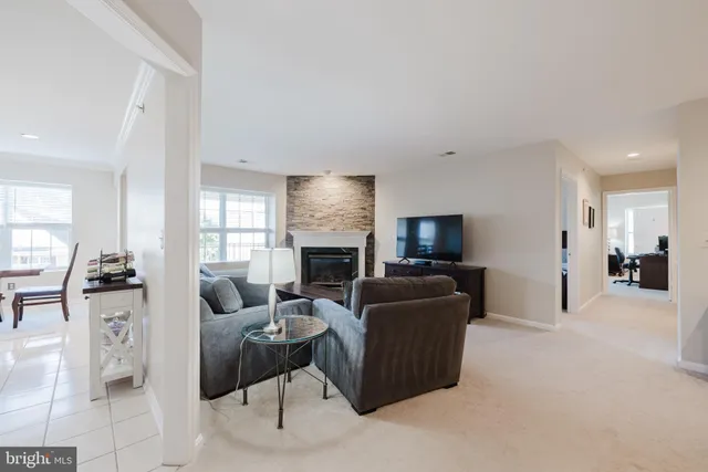 $2,600 | 12105 Tullamore Court, Unit 401, Lutherville-Timonium, MD 21093