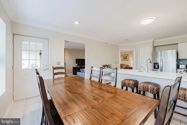 $2,600 | 12105 Tullamore Court, Unit 401, Lutherville-Timonium, MD 21093