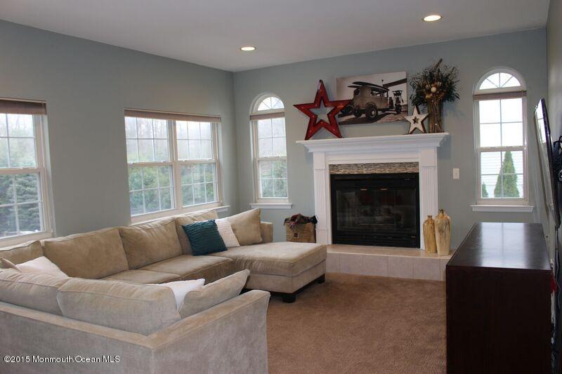 1412 Marconi Road Wall, NJ 07719 - Photo 3 of 34 Family Room