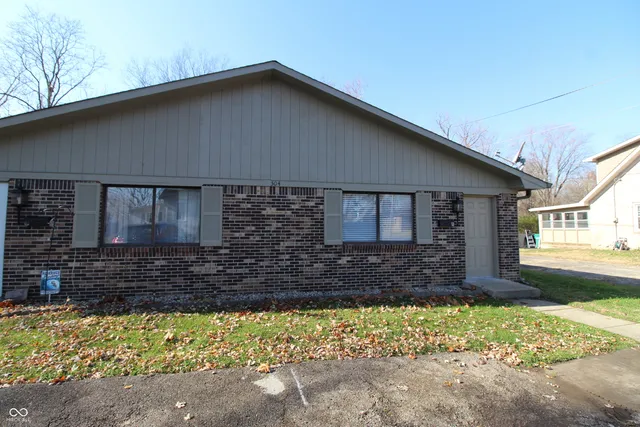 $1,400 | 304 South Mill Street, Plainfield, IN 46168
