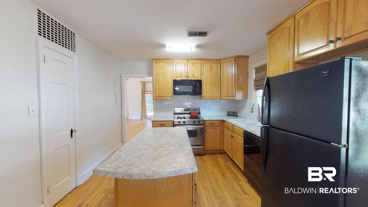 8 Crenshaw Street Mobile, AL 36606 - Photo 6 of 19