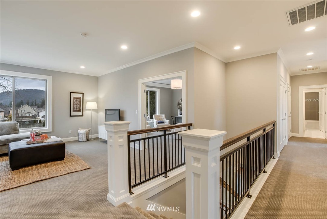 14730 Southeast 113th Street Renton, WA 98059 - Photo 13 of 25