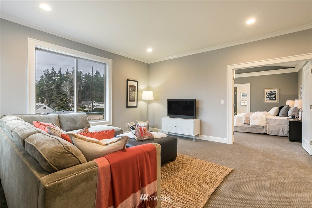 14730 Southeast 113th Street Renton, WA 98059 - Photo 17 of 25