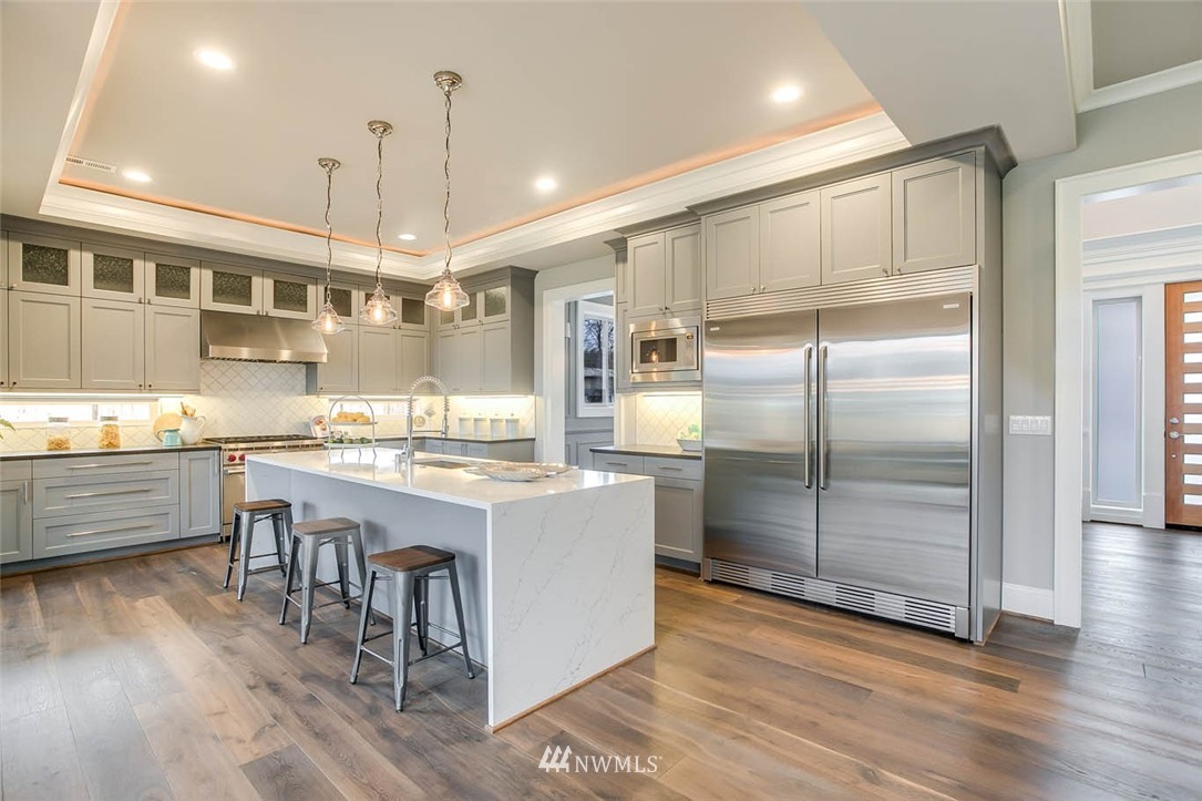 14730 Southeast 113th Street Renton, WA 98059 - Photo 4 of 25