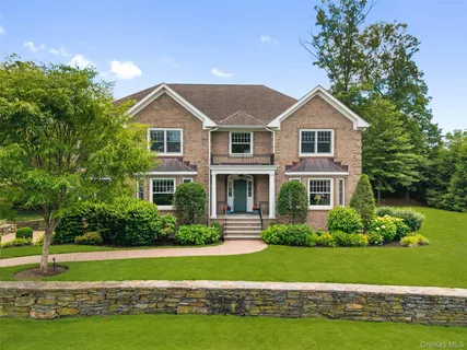 $2,249,000 | 1 Cambridge Court, New Rochelle, NY 10804