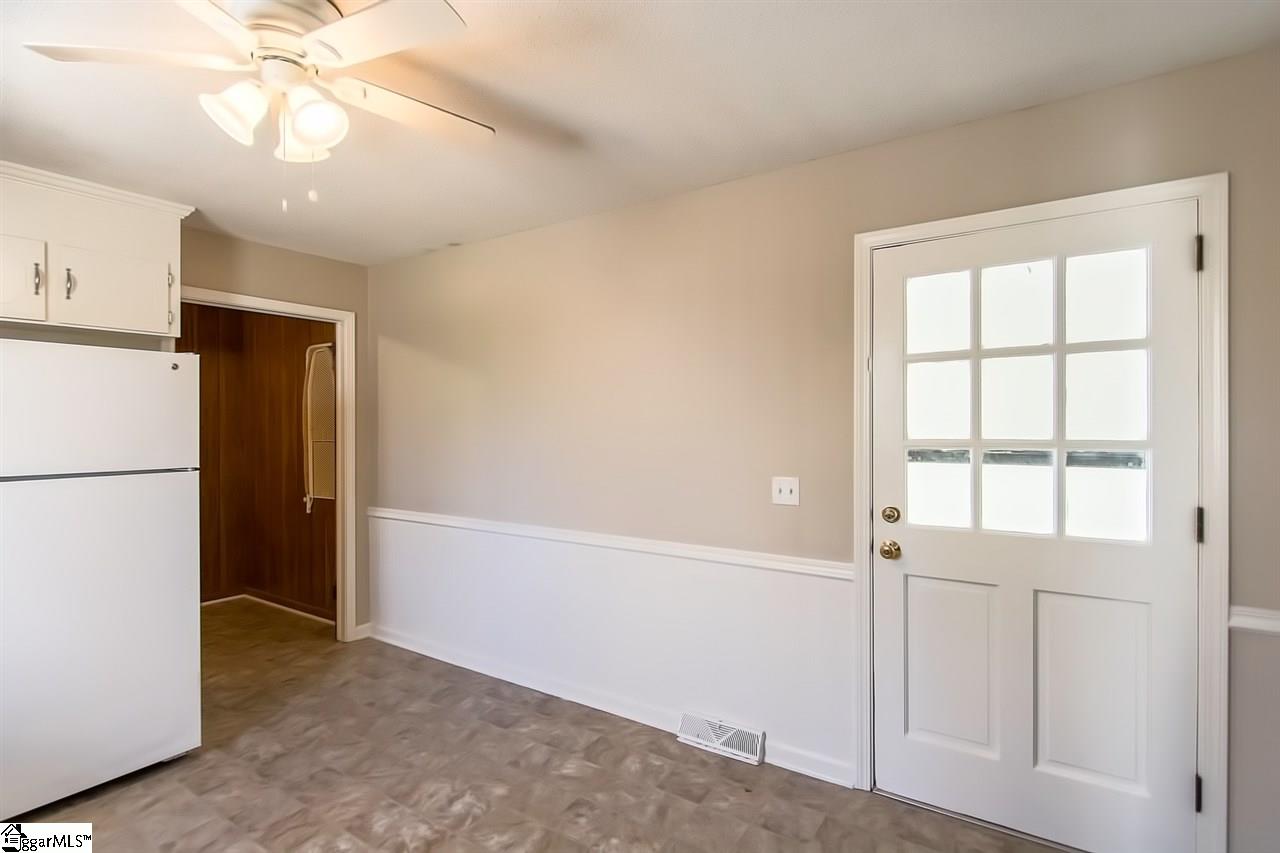 700 Jonesville Road Simpsonville, SC 29681 - Photo 12 of 24 Gallery Image 12