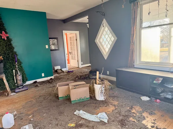 $75,000 | 108 Main Street, Walnut, IL 61376