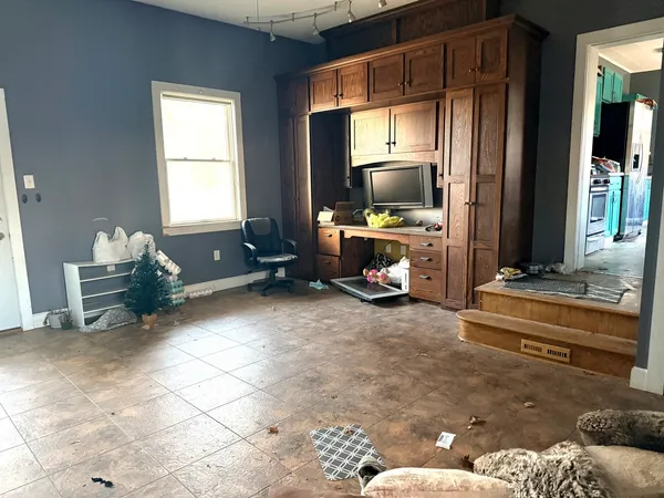 $75,000 | 108 Main Street, Walnut, IL 61376