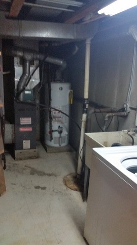 828 South May Street Chicago, IL 60607 - Photo 6 of 9 a view of storage and utility room