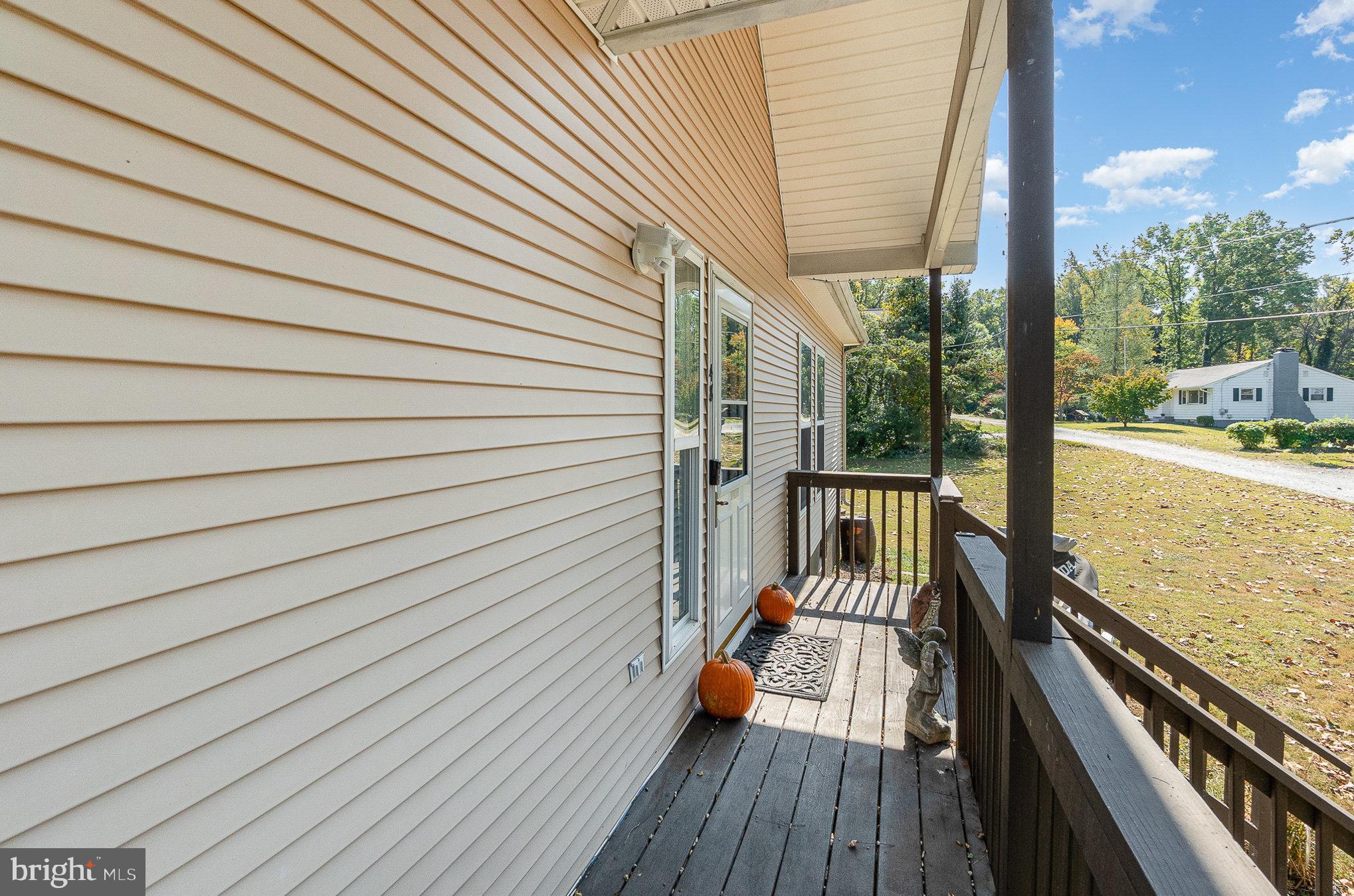 48 Knollwood Road Elkton, MD 21921 - Photo 5 of 51 Covered entrance