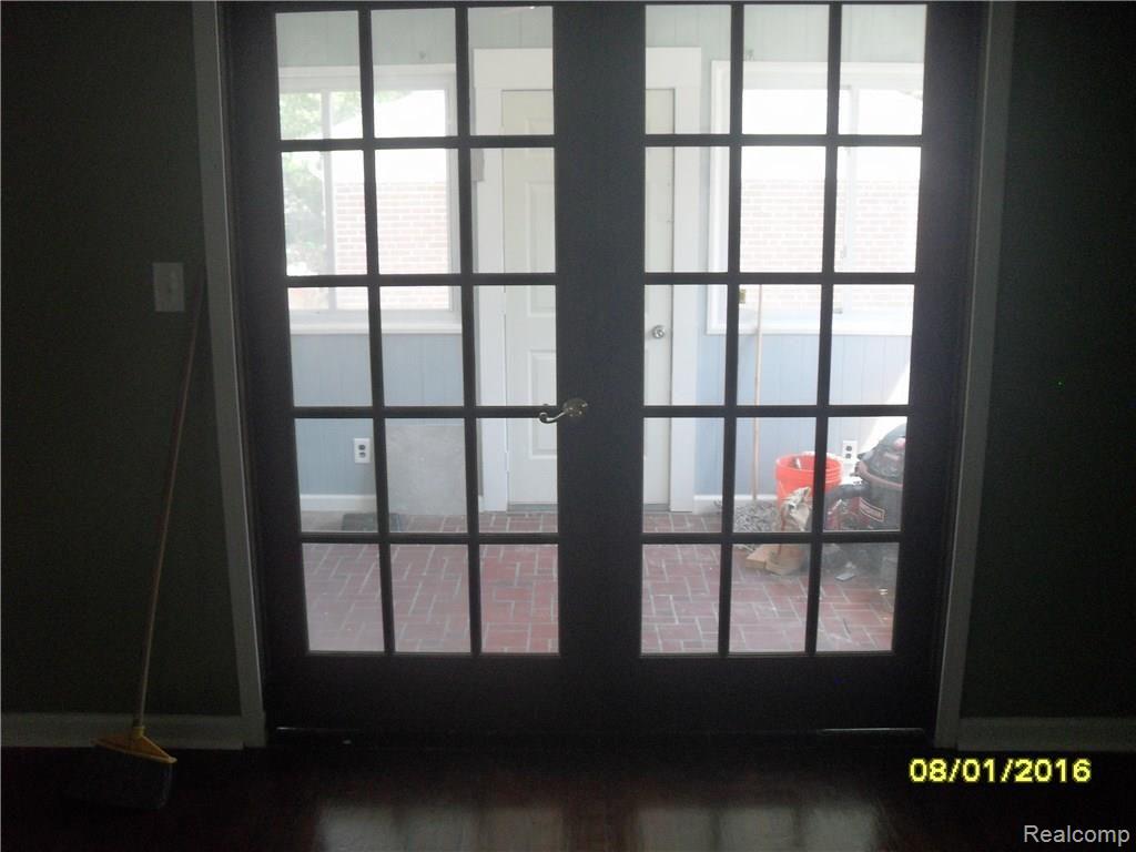 20400 Renfrew Road Detroit, MI 48221 - Photo 18 of 66 20400 Renfrew (9).JPG