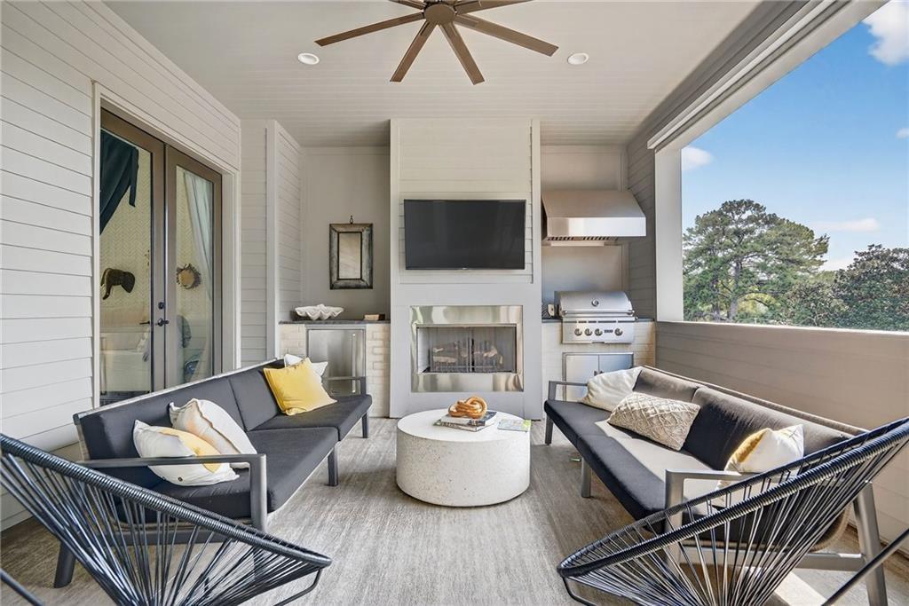 4012 Hazel Nut Lane Atlanta, GA 30342 - Photo 27 of 37