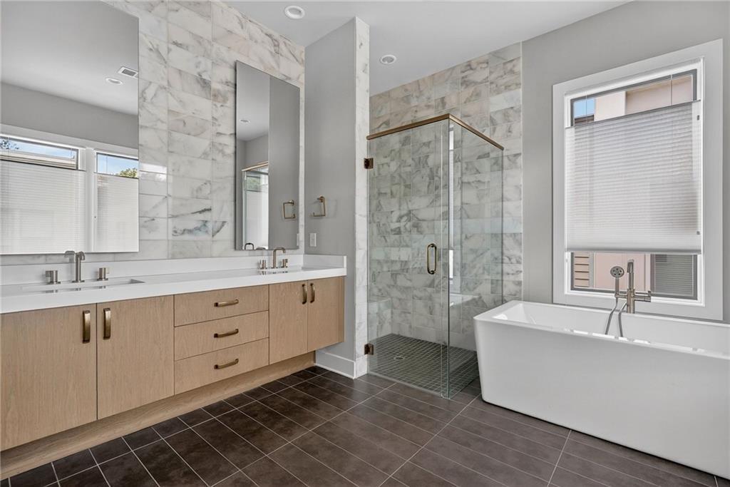 4012 Hazel Nut Lane Atlanta, GA 30342 - Photo 35 of 37