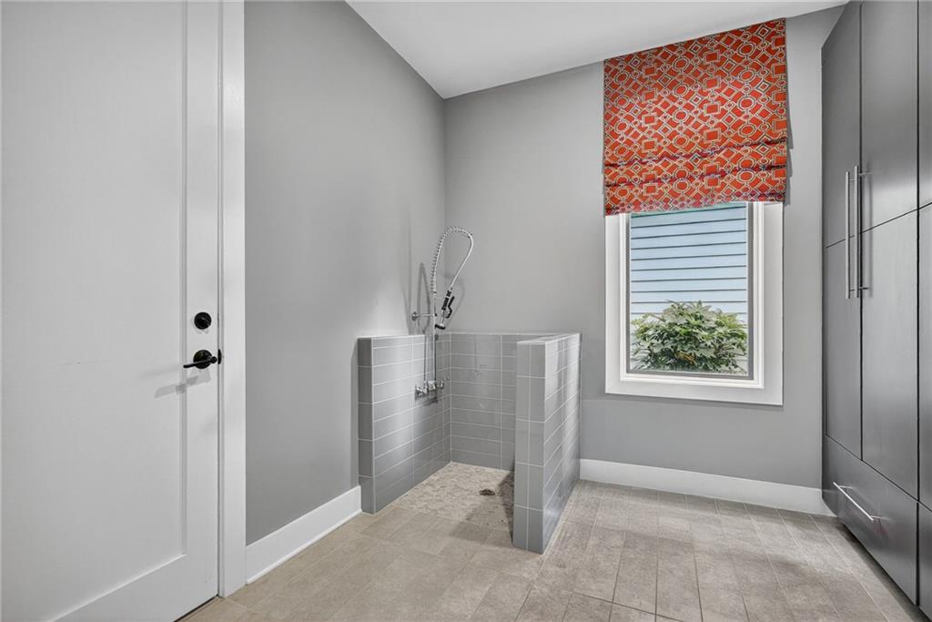 4012 Hazel Nut Lane Atlanta, GA 30342 - Photo 36 of 38