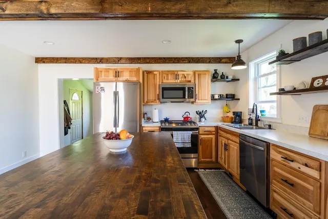 $1,200,000 | 168 Fontana Avenue, Fontana, WI 53125