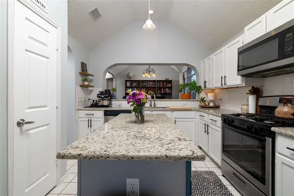 $325,000 | 4809 Rincon Way, Fort Worth, TX 76137