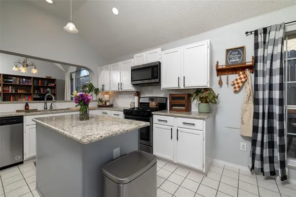 $325,000 | 4809 Rincon Way, Fort Worth, TX 76137