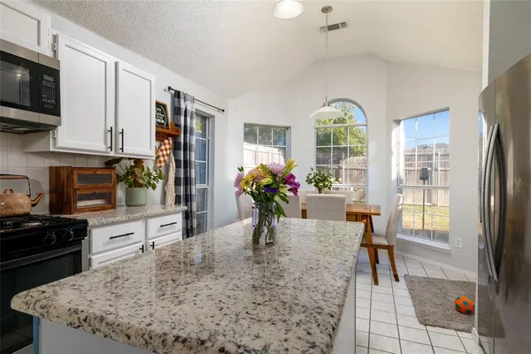 $325,000 | 4809 Rincon Way, Fort Worth, TX 76137