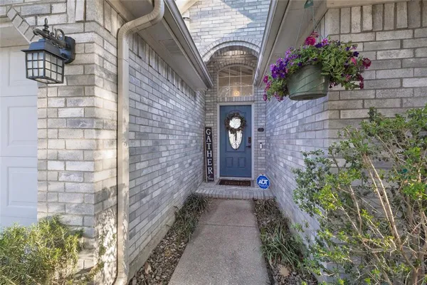 $325,000 | 4809 Rincon Way, Fort Worth, TX 76137