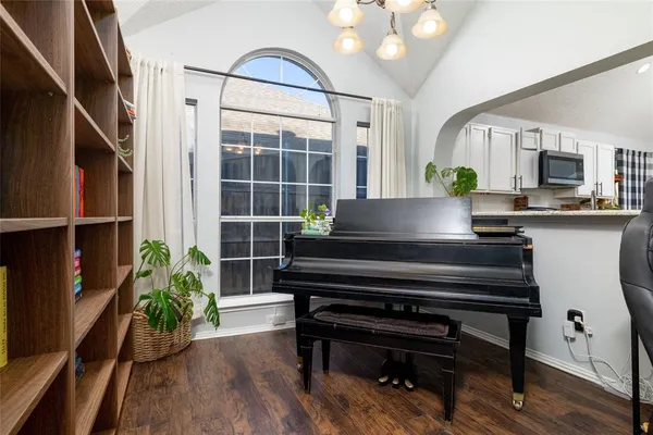 $325,000 | 4809 Rincon Way, Fort Worth, TX 76137