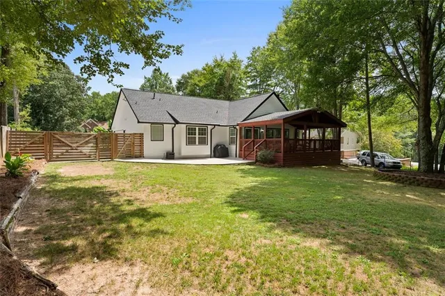 $400,000 | 3895 Marham Park Circle, Loganville, GA 30052