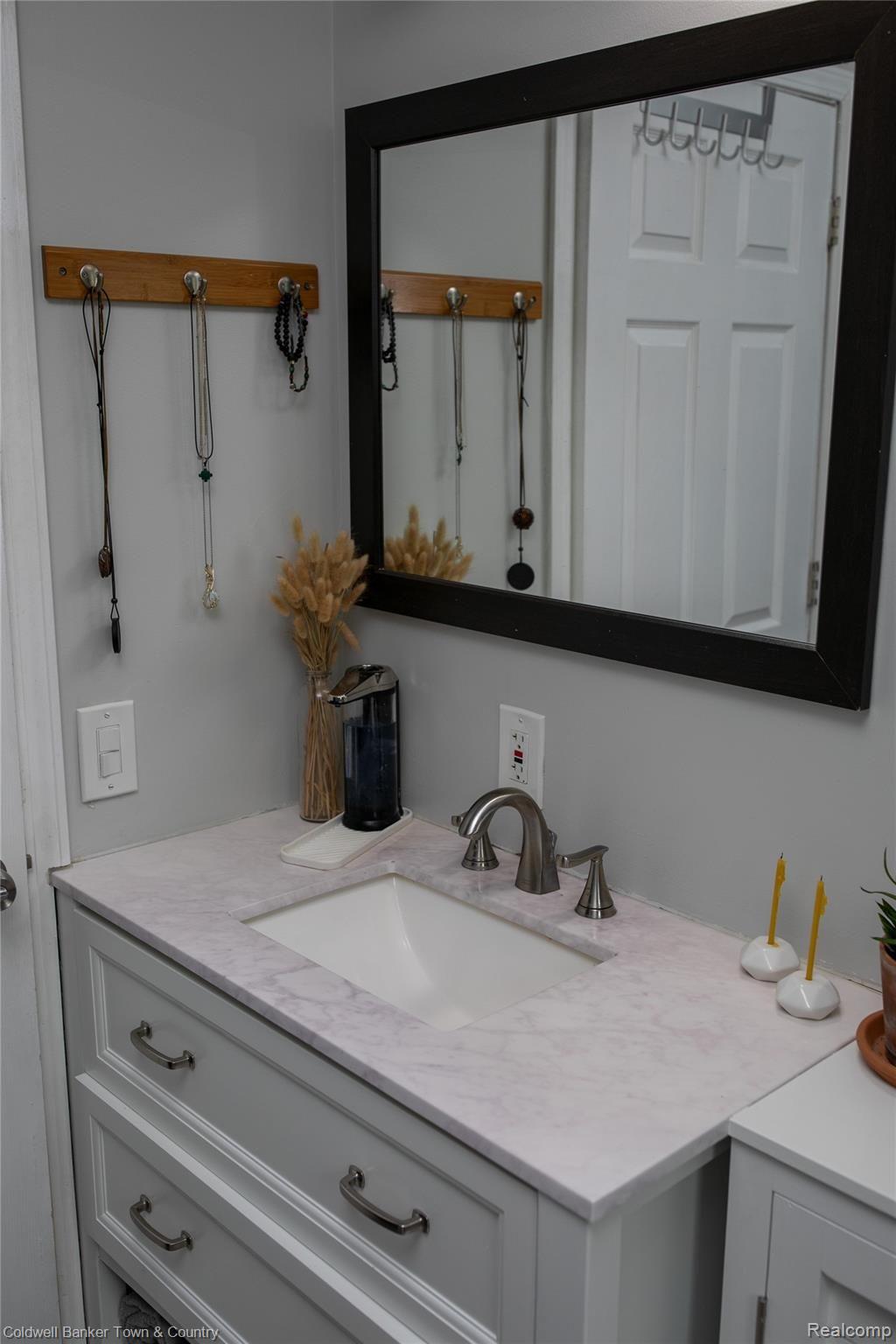 7286 Faussett Road Fenton, MI 48430 - Photo 26 of 59 4K9A8449.jpg