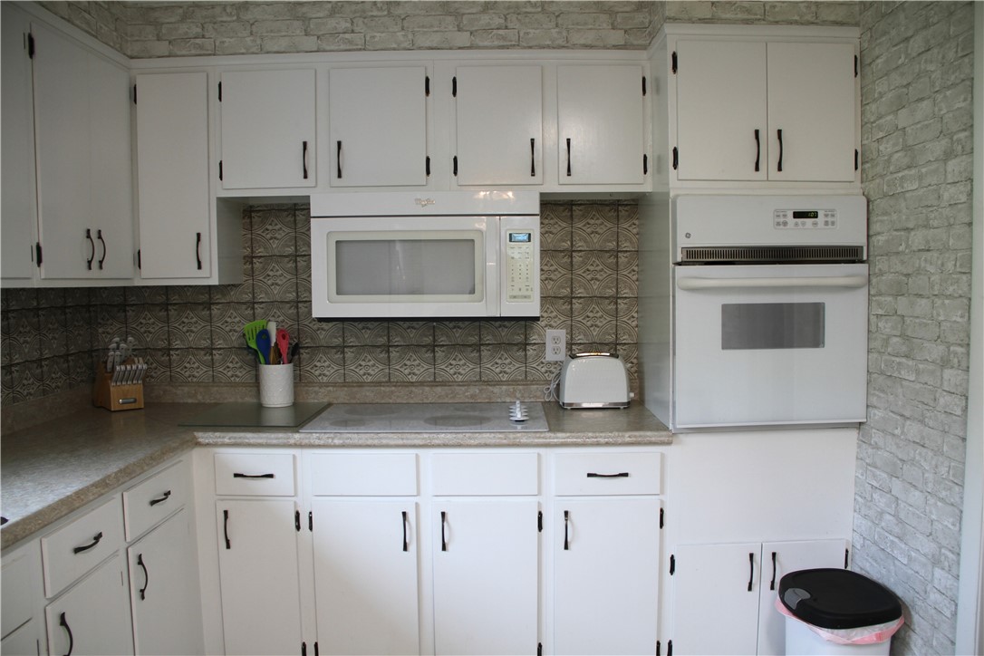 17 Hillview Drive Bath, NY 14810 - Photo 15 of 50