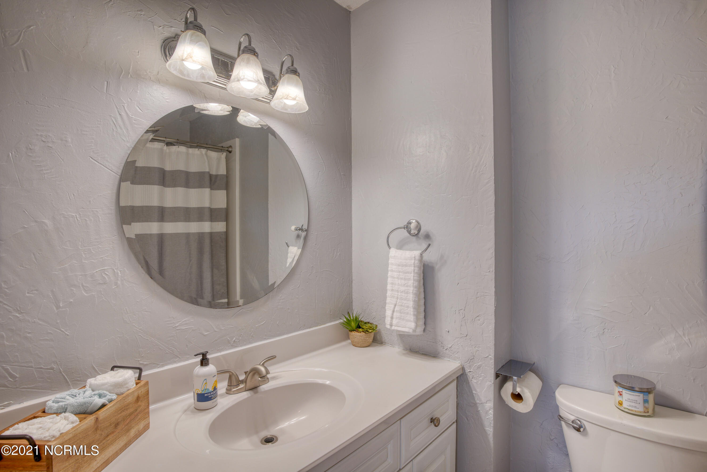 221 Richelieu Road Wilmington, NC 28412 - Photo 13 of 17 221 Richelieu-14