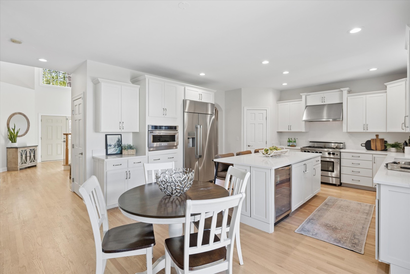 403 South Fairview Avenue Elmhurst, IL 60126 - Photo 9 of 34