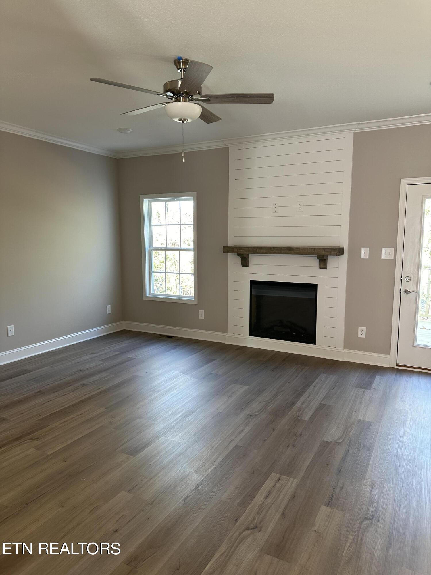 7636 Honey Oaks Road Corryton, TN 37721 - Photo 4 of 8 Family