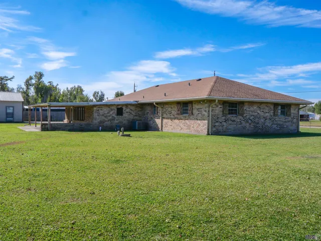 $231,000 | 111 Swamp Drive, Bourg, LA 70343