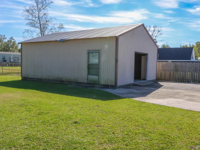 $231,000 | 111 Swamp Drive, Bourg, LA 70343