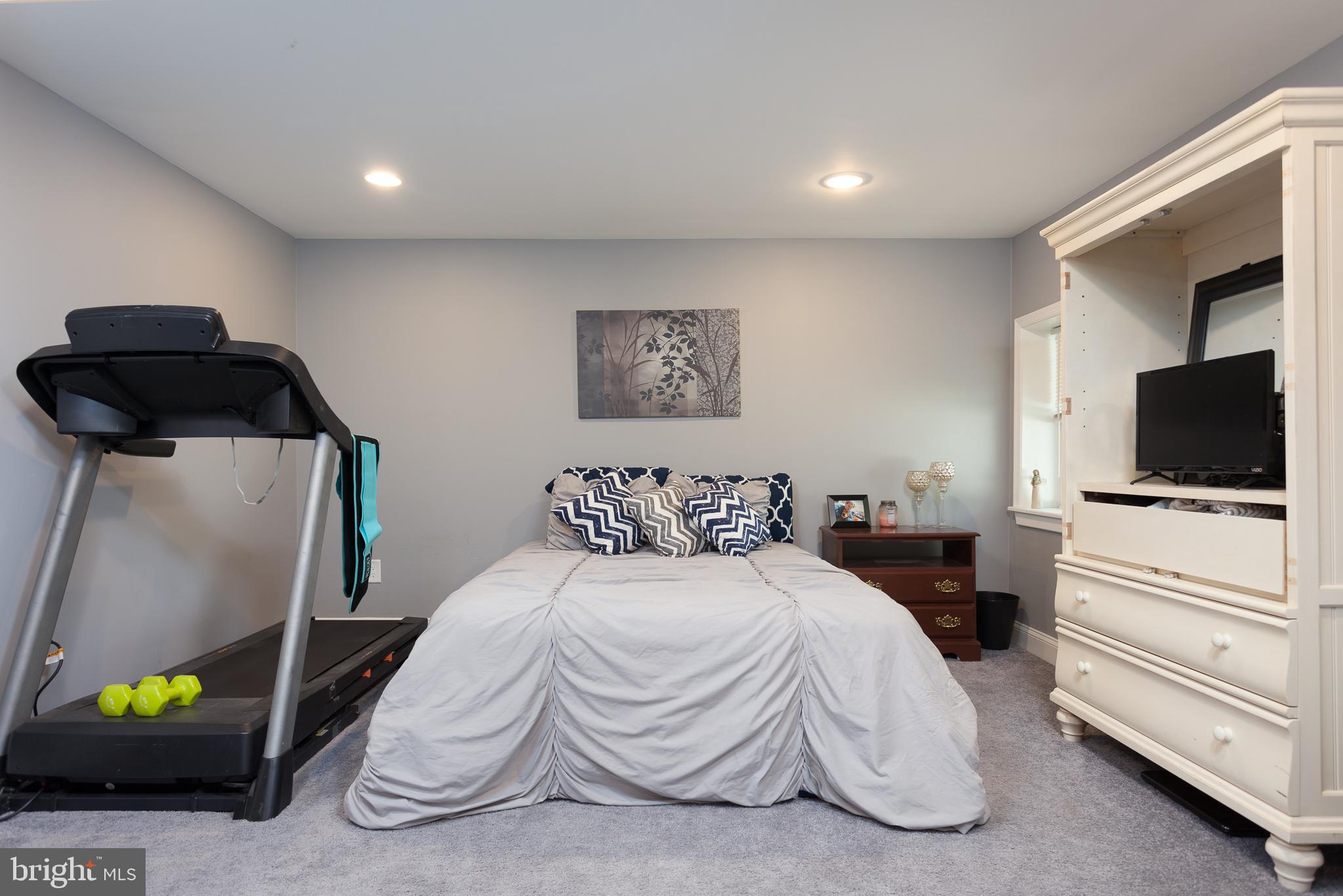 411 Grosstown Road Pottstown, PA 19464 - Photo 14 of 54 411B Bedroom