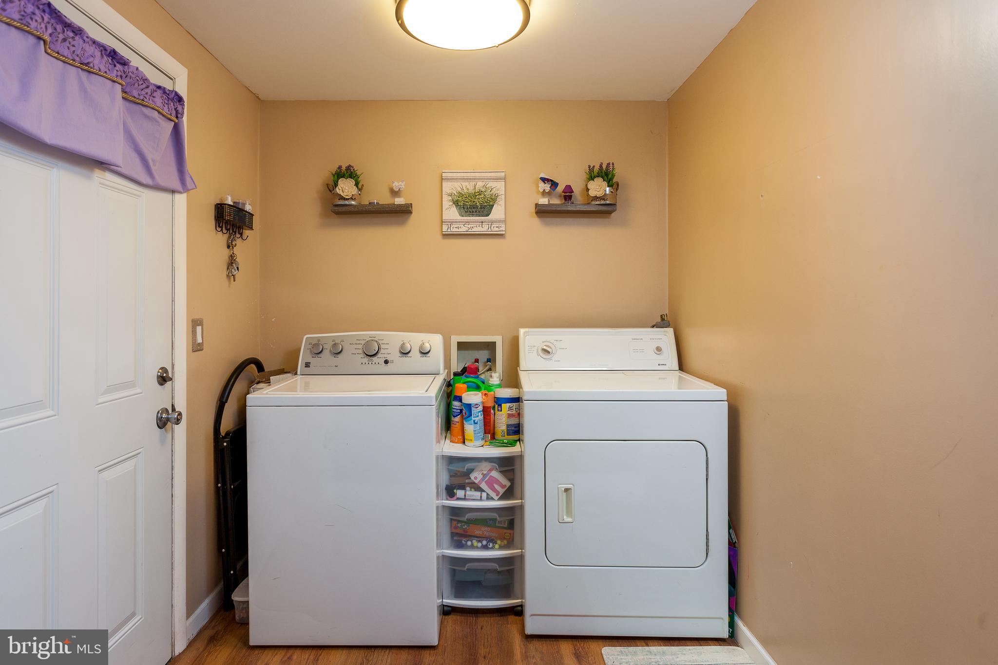 411 Grosstown Road Pottstown, PA 19464 - Photo 40 of 54 411 Laundry Area