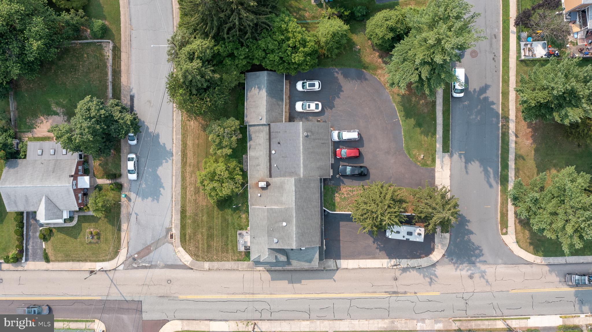 411 Grosstown Road Pottstown, PA 19464 - Photo 8 of 54 Aerial View