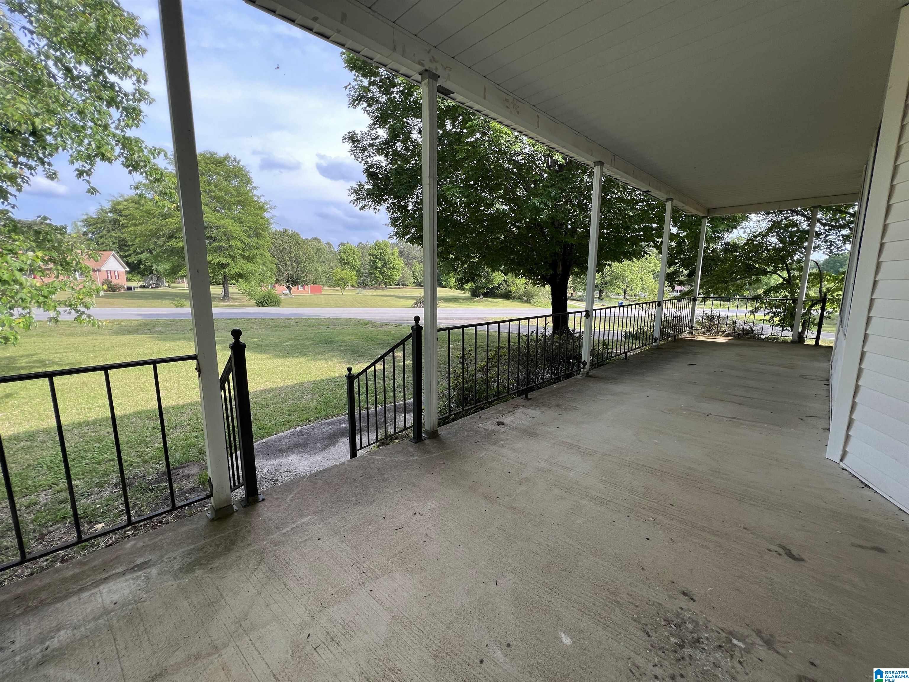 5161 Roy Webb Road Jacksonville, AL 36265 - Photo 8 of 46