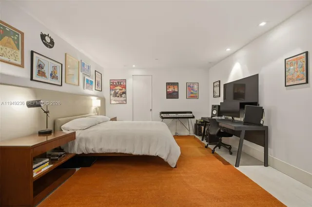 $2,700,000 | 3535 Hiawatha Avenue, Unit 305, Coconut Grove, FL 33133