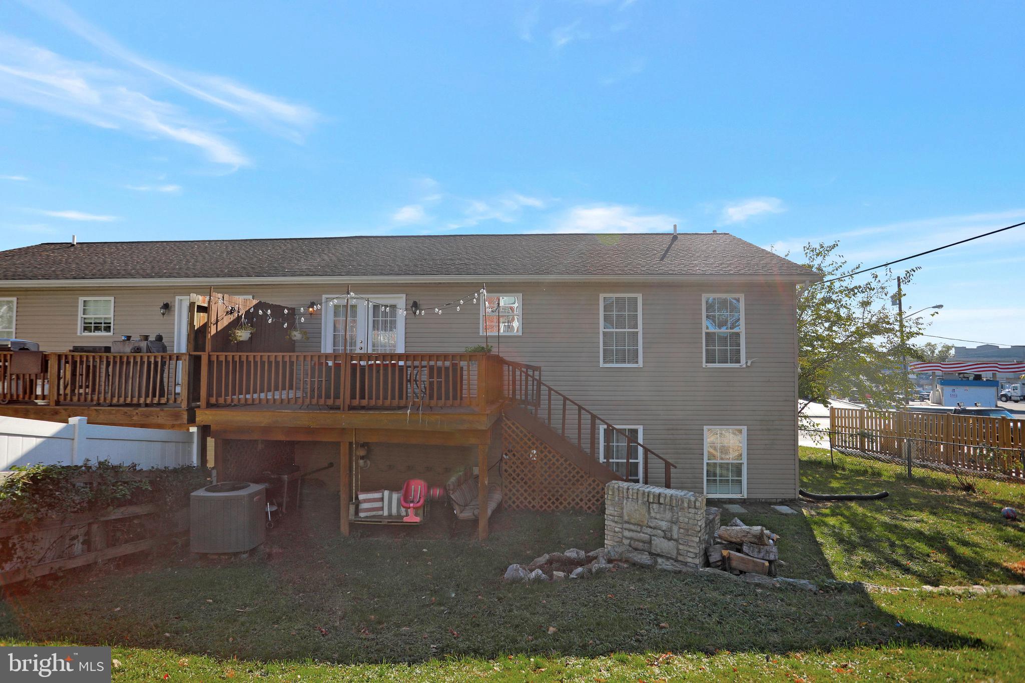 21 Nottingham Road Hagerstown, MD 21740 - Photo 26 of 36 Backyard