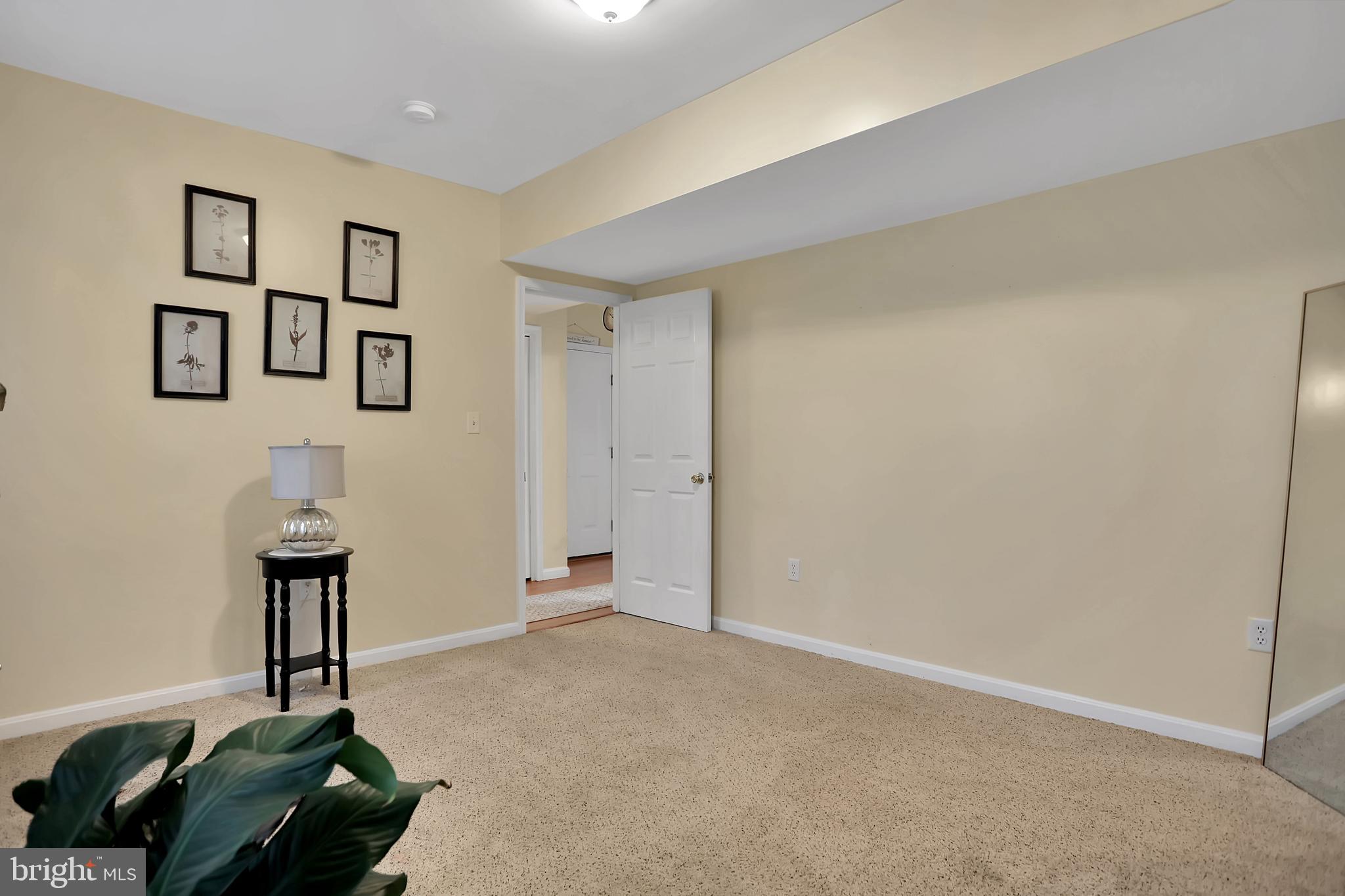 21 Nottingham Road Hagerstown, MD 21740 - Photo 34 of 36 3rd Bedroom, 1st Level