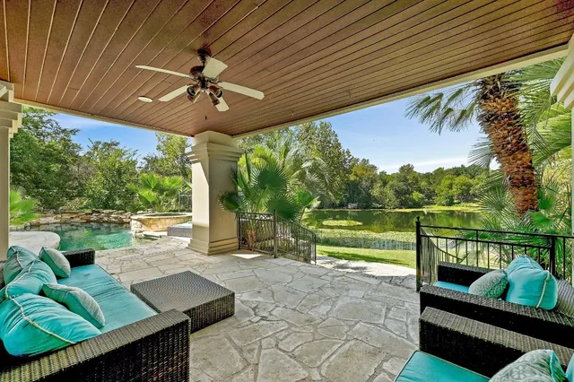 a outdoor view with a sitting space