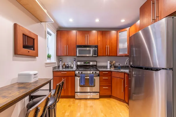 $600,000 | 52 Cooper Street, Unit 1, Boston, MA 02113