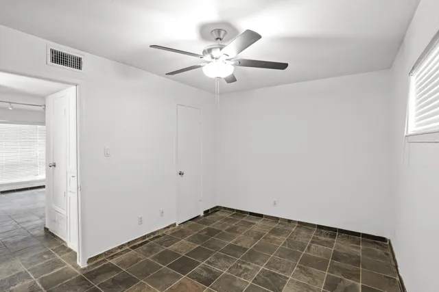 $1,200 | 3602 Garrott Street, Unit 3, Houston, TX 77006
