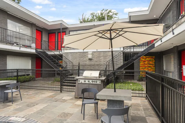 $1,200 | 3602 Garrott Street, Unit 3, Houston, TX 77006